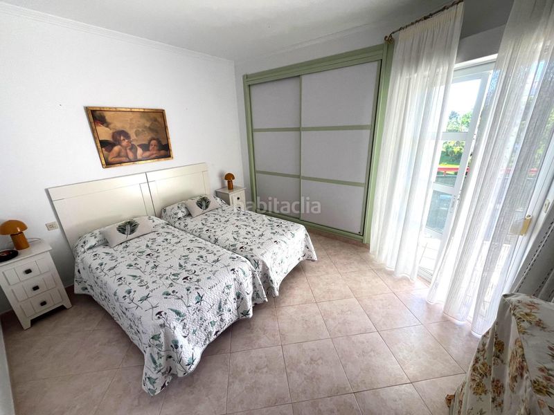 Foto aa34a8c7-4acb-4ce9-9701-1078cc3ea7d5. Casa adossada amb aparcament piscina a El Portil