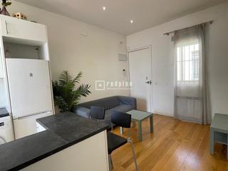 Location Appartement  Santa engracia. Diseño funcional, ubicación inmejorable.