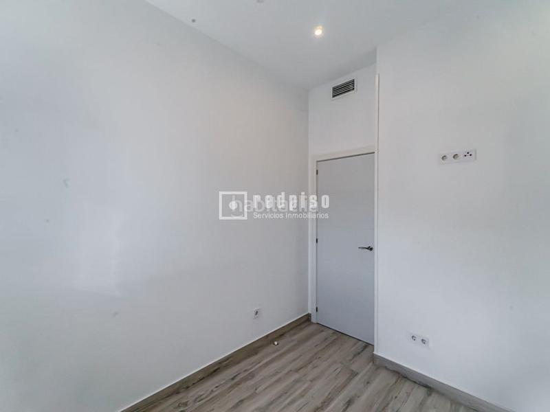 Foto a37e5e4d-c5ca-4aaf-a73b-6cdf7a63fd54. Alquiler piso tu espacio en chamberí. en Ríos Rosas-Nuevos Ministerios Madrid
