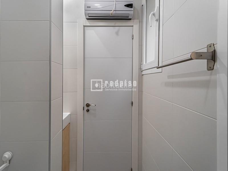 Foto bbfd3e28-84b1-4a10-a8ff-7d2d4c478588. Alquiler piso tu espacio en chamberí. en Ríos Rosas-Nuevos Ministerios Madrid