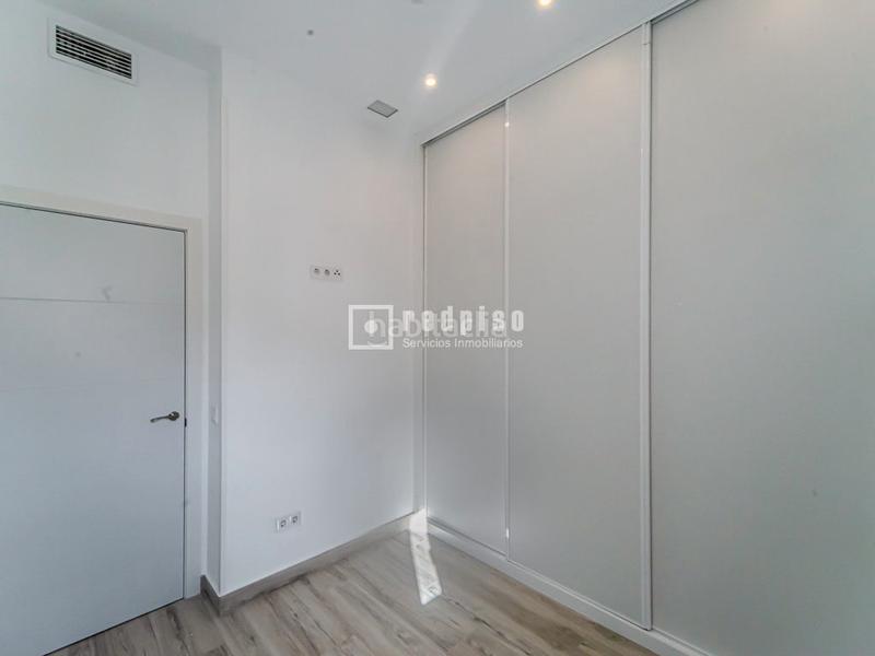 Foto f741be9c-950e-48e6-bd89-6e2617b1e2f0. Alquiler piso tu espacio en chamberí. en Ríos Rosas-Nuevos Ministerios Madrid