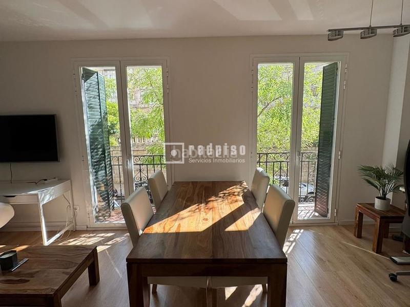 Foto 611caeca-02ab-4a96-99cc-c3fbf7e5351c. Alquiler piso luz, estilo y ubicación perfecta en Madrid