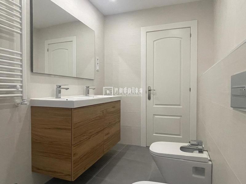 Foto 4e1d05c7-9bcd-4856-ba7a-c0793e9701c6. Affitto appartamento con riscaldamento in Ríos Rosas-Nuevos Ministerios Madrid