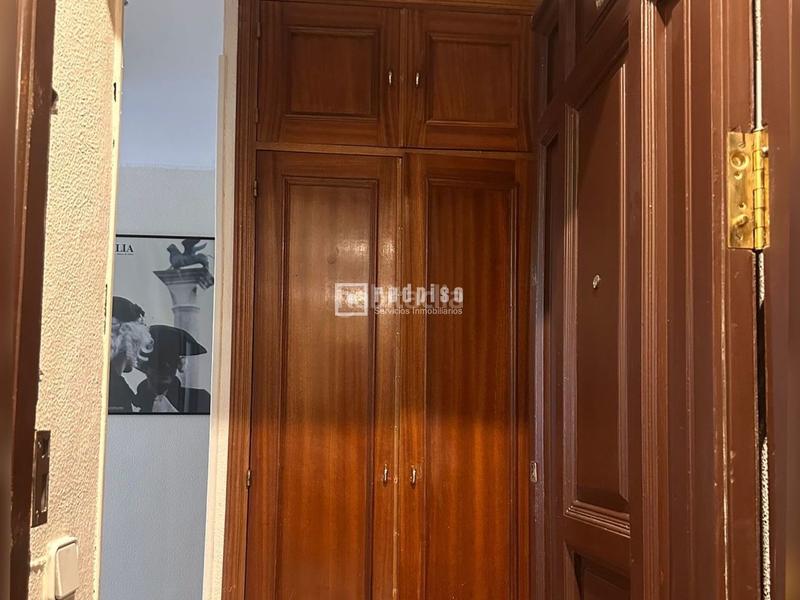 Foto 6c44cd81-c79d-4602-9ad6-4e061c2770c8. Miete etagenwohnung mit heizung in Ríos Rosas-Nuevos Ministerios Madrid