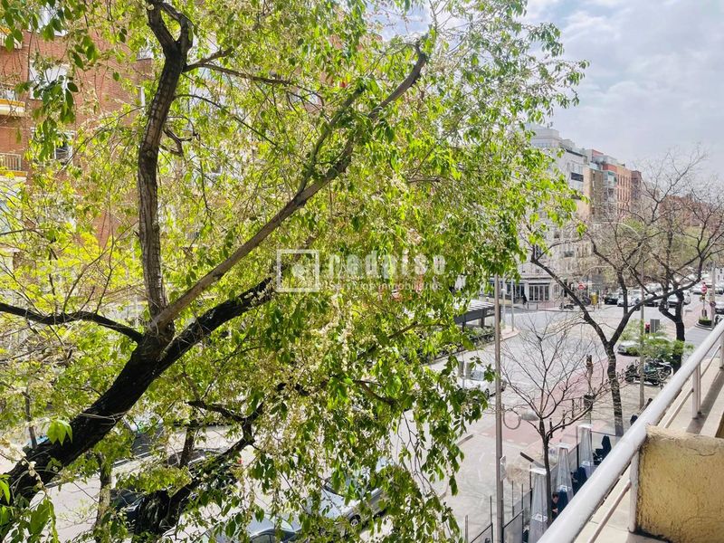Foto e84b2c54-7c45-4e39-9ffe-a86a383b81f8. Pis amb calefacció a Ríos Rosas-Nuevos Ministerios Madrid