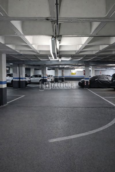 Foto e171f6b0-9f80-4407-bea1-89389c09ef23. Aparcament cotxe a Ríos Rosas-Nuevos Ministerios Madrid