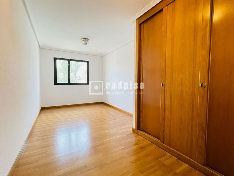 Foto bc9764be-f0c9-4a20-97f3-58ba5d80ea00. Pis amb calefacció aparcament a Ríos Rosas-Nuevos Ministerios Madrid