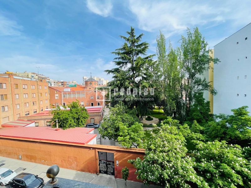 Foto ebbd1b04-1832-4571-9914-c74b2f151cc9. Pis amb calefacció aparcament a Ríos Rosas-Nuevos Ministerios Madrid