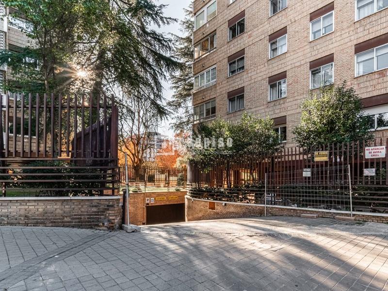 Foto 4fd75650-a137-41fe-9d23-8973cea29fa7. Lloguer aparcament cotxe a Vallehermoso Madrid