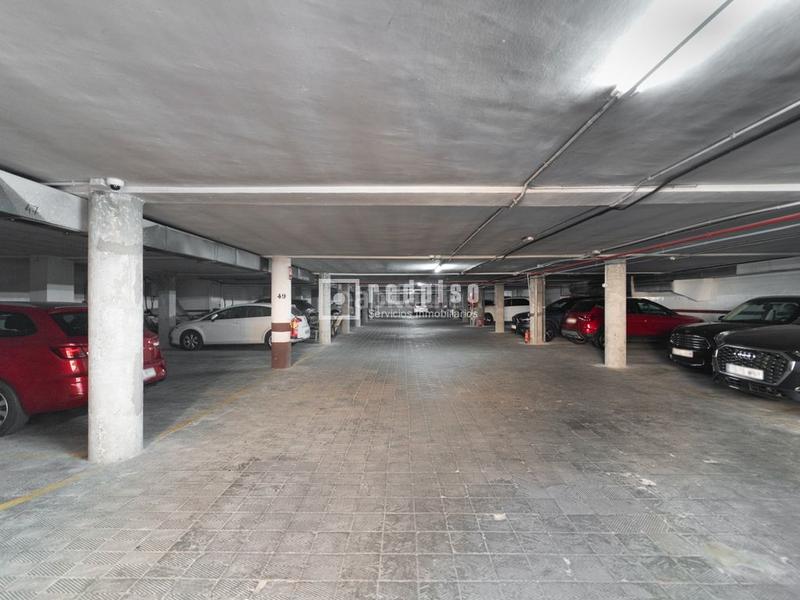 Foto 1c99cd91-c038-408b-ba39-41b161c9b1a0. Location parking voiture dans Vallehermoso Madrid