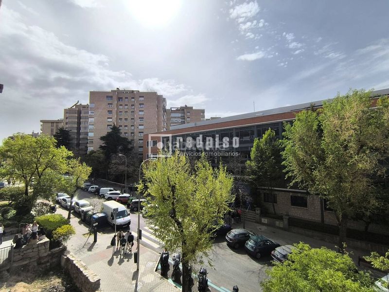 Foto 38c80d75-779c-4491-8a1d-dc3d64440cc8. Miete etagenwohnung mit heizung pool in Vallehermoso Madrid