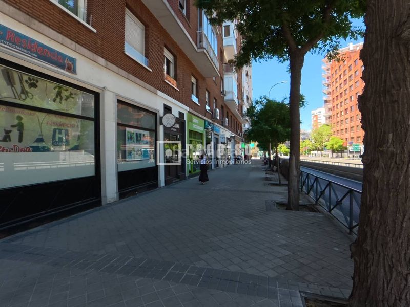 Foto 967597dc-92e7-4bf3-bbe4-aef90048bcd9. Local comercial a Vallehermoso Madrid