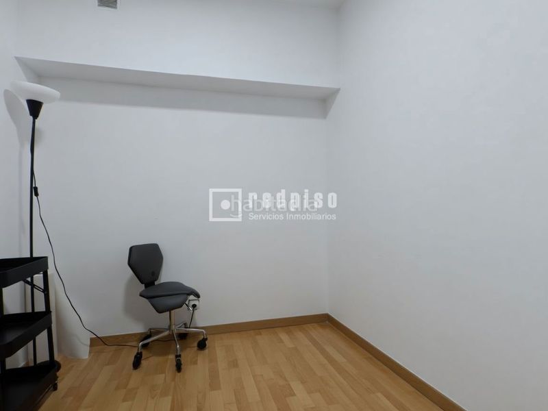 Foto a05b9599-223b-4969-8e37-3720ec0d7add. Local comercial a Vallehermoso Madrid
