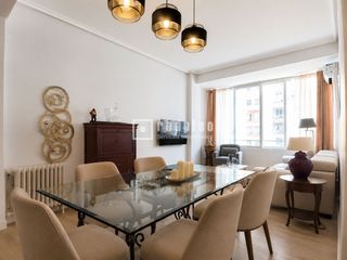 Lloguer Pis  De la reina victoria. Luminosa vivienda exterior en chamberí, lista para entrar a vivi