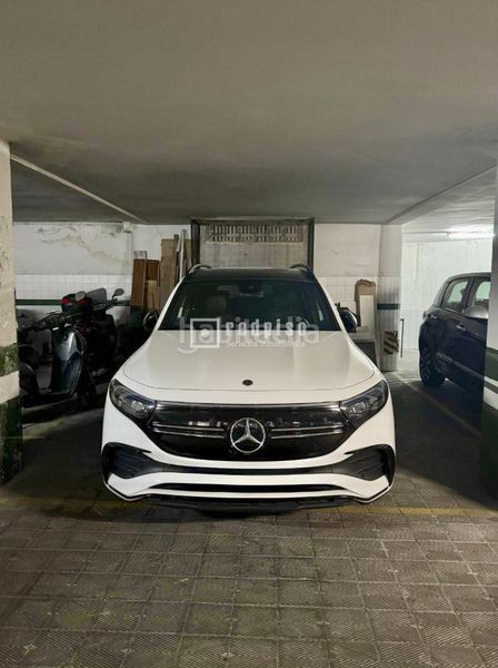 Foto 1e414379-f928-449c-8897-e9b7d3c97675. Autoparkplatz in Vallehermoso Madrid