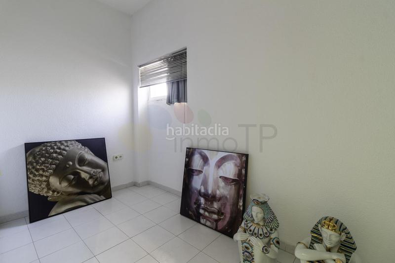 Foto 64cd43df-facf-4eb2-8747-2851908c8994. Casa amb calefacció aparcament a El Conquero Huelva