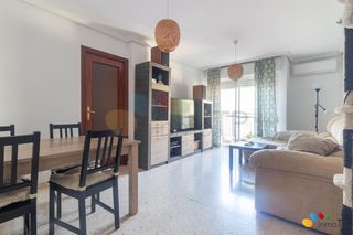 Appartamento  Niágara. Amplio y luminoso piso de 4 dormitorios en la orden, huelva, con