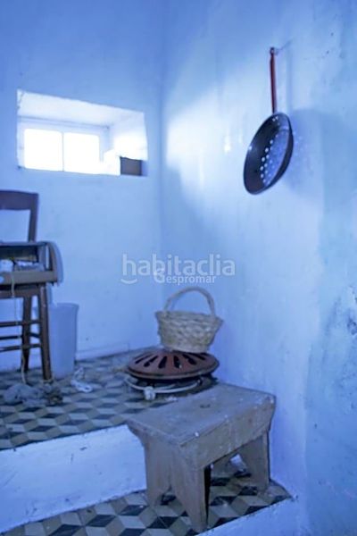 Foto fe965669-42f1-4d1b-8749-2cc1528cf856. Edificio in Castro Caldelas