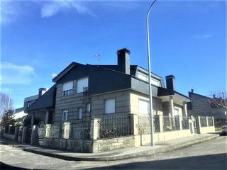 Casa adossada  Rúa claudio movilla