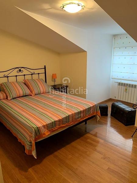 Foto cf65408c-1e2d-4e3b-b117-31f0c0ed55f3. Dúplex a Pobra de Trives (A)