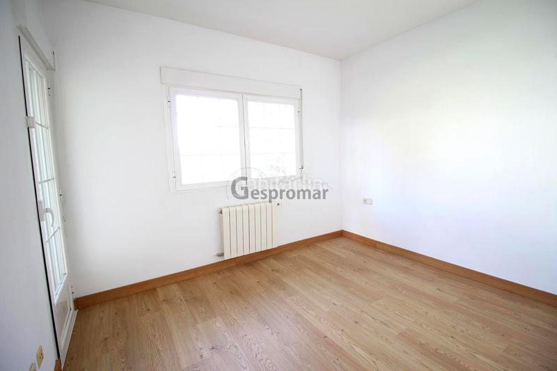 Foto 320723f9-fe72-4b23-b840-1b530385040a. Haus mit heizung parking pool in La Cabaña Pozuelo de Alarcón