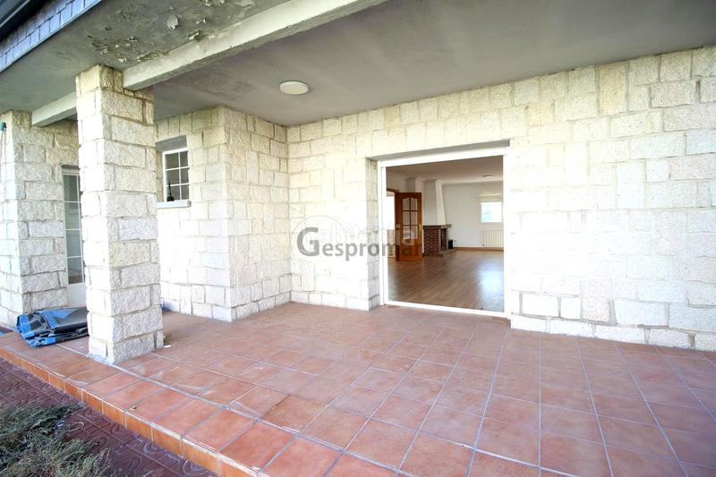 Foto dc130a11-ec03-439a-ad41-ae41173343cb. House with heating parking pool in La Cabaña Pozuelo de Alarcón