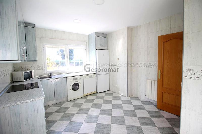 Foto f5a822dc-a774-4b52-a266-a7fe0af50936. House with heating parking pool in La Cabaña Pozuelo de Alarcón