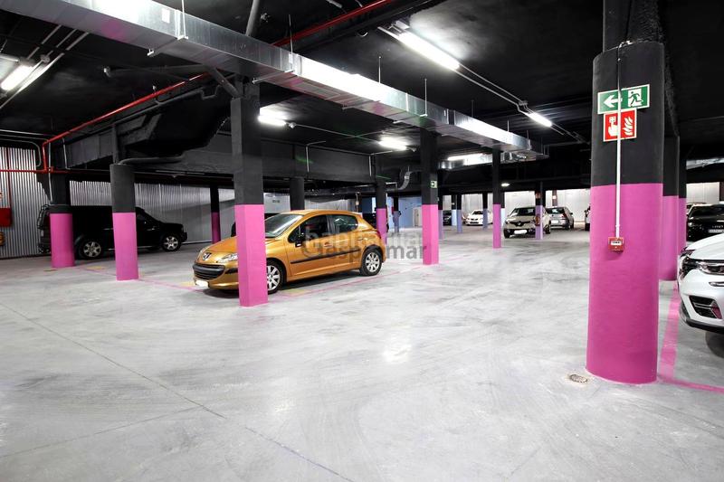Foto 95eb9f23-3dd2-4cc6-87bc-99cbb170aa06. Alquiler parking coche en Lucero Madrid