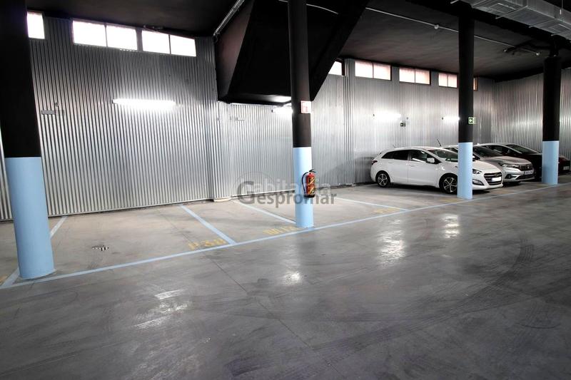 Foto a158ff2a-37d3-42c7-8efc-f45aaa22d788. Affitto posto auto in Lucero Madrid