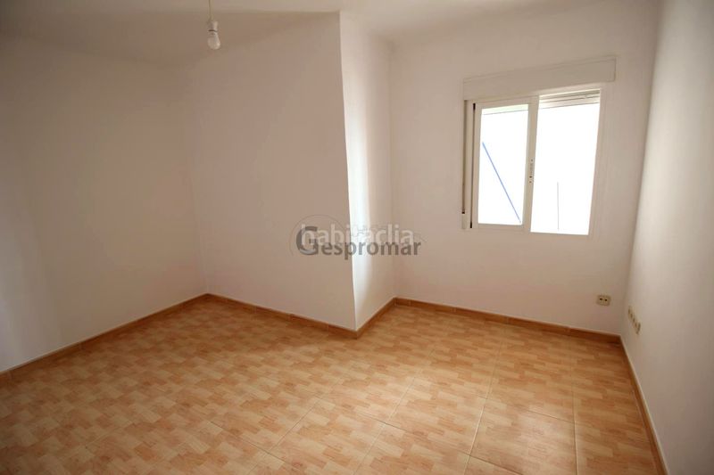 Foto 8beb6682-dccc-4004-825c-b1d2805eac8d. Pis amb calefacció a Lucero Madrid