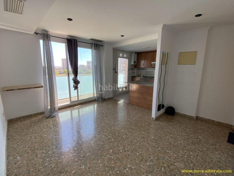 Foto e10c9060-190c-46f6-b812-3003972a0519. Location studio dans Torrefiel Valencia