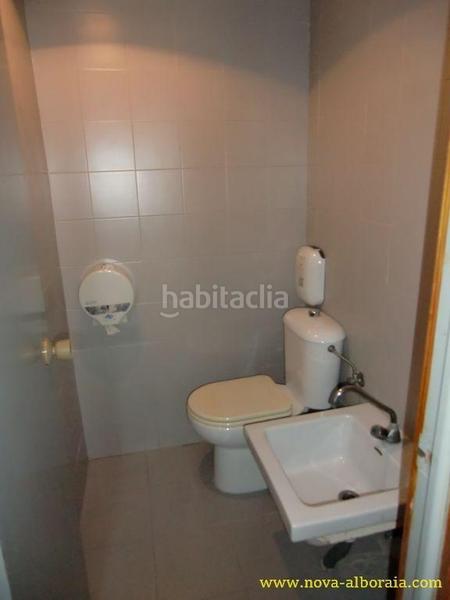 Foto 9c052936-90c2-4bba-b812-687e22341f40. Alquiler local comercial en Alboraya centro Alboraya