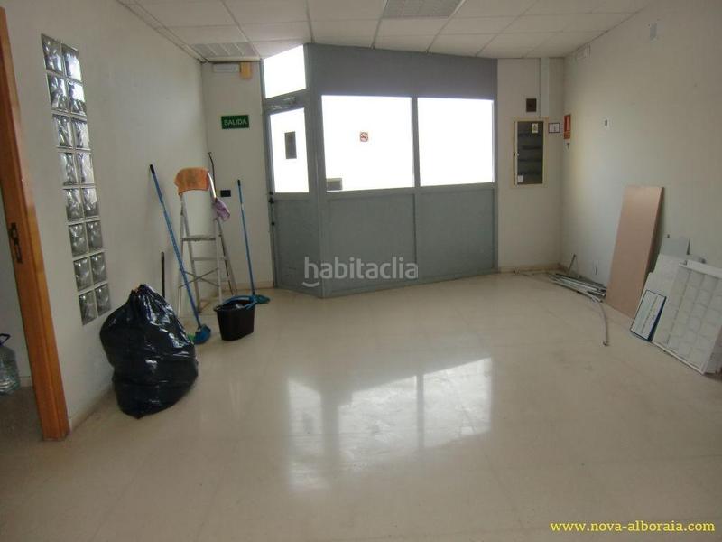 Foto 9d47d6a3-5da2-4b63-a483-19a9f60ea2fa. Alquiler local comercial en Alboraya centro Alboraya