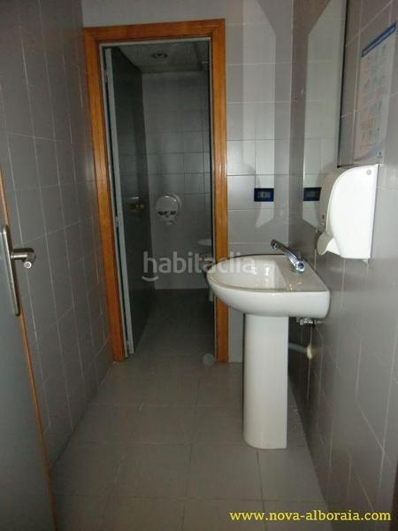 Foto c3c5685d-baf2-40d8-b213-47881773a37e. Alquiler local comercial en Alboraya centro Alboraya