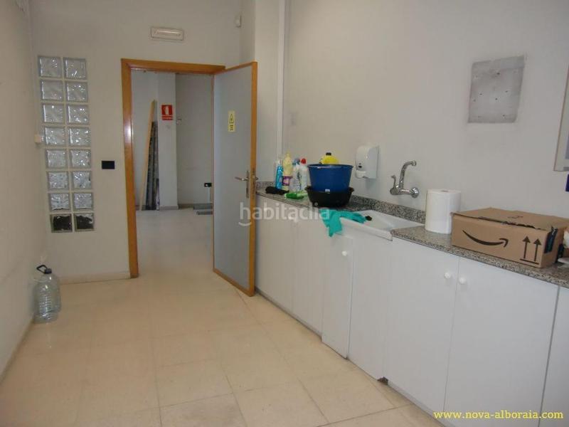 Foto 32ee0e64-177b-4cd8-af50-7fd6c21421fa. Lloguer local comercial a Alboraya centro Alboraya