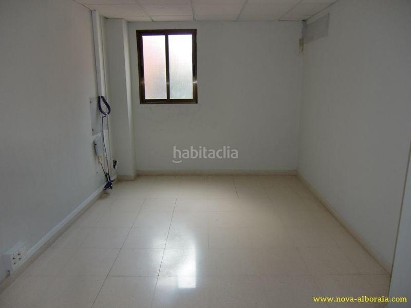 Foto 4e289816-5b8f-42f9-b08d-e887705a7820. Lloguer local comercial a Alboraya centro Alboraya