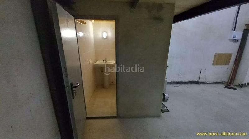 Foto 4cc534da-ce12-4225-8f43-0c9645c1ebc8. Alquiler local comercial local con vado en Alboraya centro Alboraya