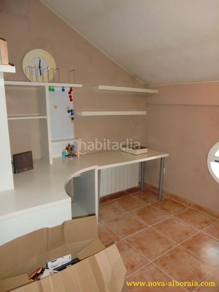 Foto 8791968f-1b69-47f6-9733-a82bb8c33dfb. Casa aparellada amb calefacció aparcament piscina a Bétera
