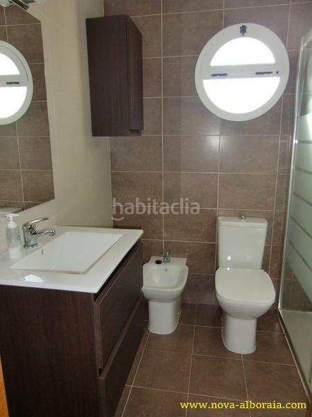 Foto 46646c63-fac1-4e47-9701-a1c2a7a08e25. Casa pareada en Centro Bétera