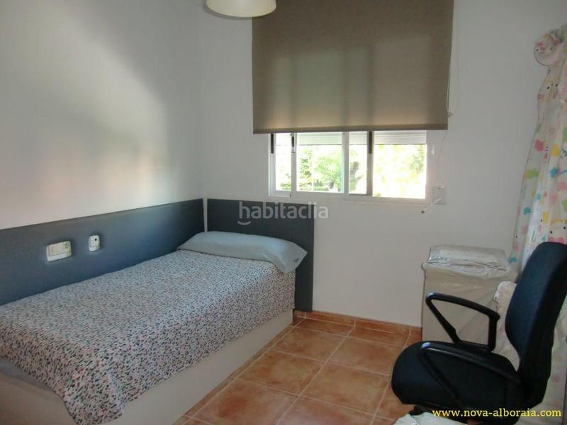 Foto 40c313f1-af52-46f2-992b-ca4ea8ded7c1. Towny house with parking pool in Centro Bétera