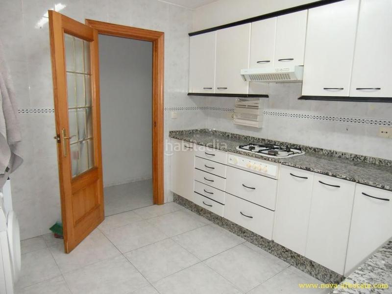 Foto b0d9a0d3-47cd-413f-92a7-24a0578a96b8. Affitto appartamento in Russafa Valencia