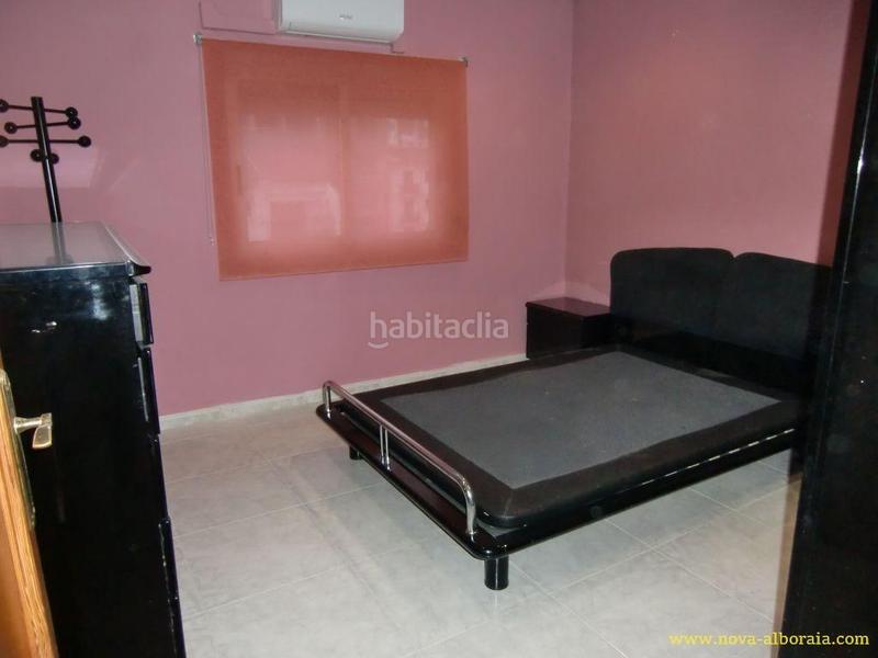 Foto f970ca71-dc6c-45d6-8ec7-354d06a806f5. Location appartement dans Russafa Valencia