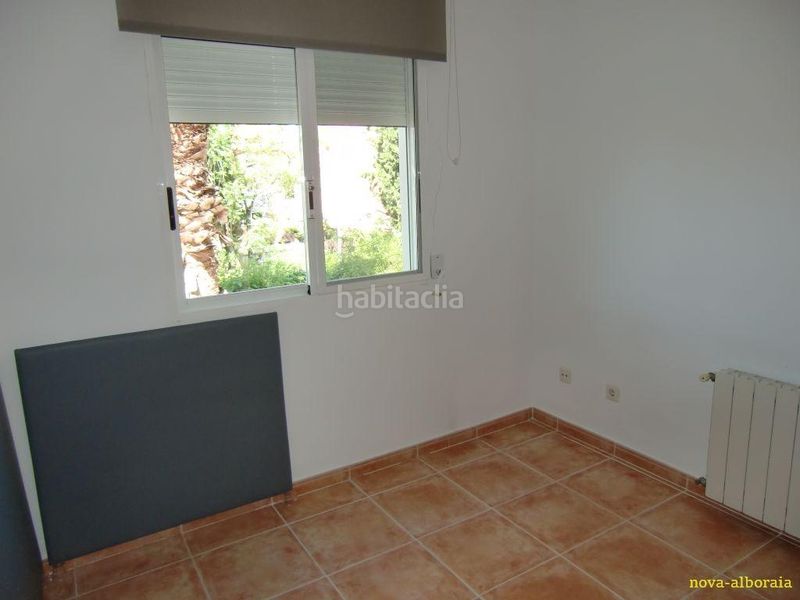 Foto 072ccc9f-aab0-4147-9da6-3a694a421a99. Casa aparellada amb calefacció aparcament piscina a Bétera