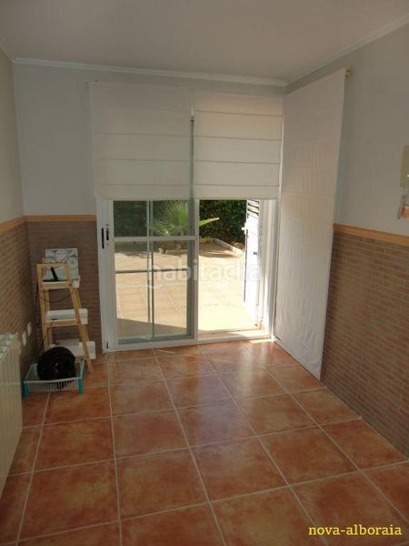 Foto 564755f3-41eb-4e43-a7e0-36498b000060. Casa aparellada amb calefacció aparcament piscina a Bétera