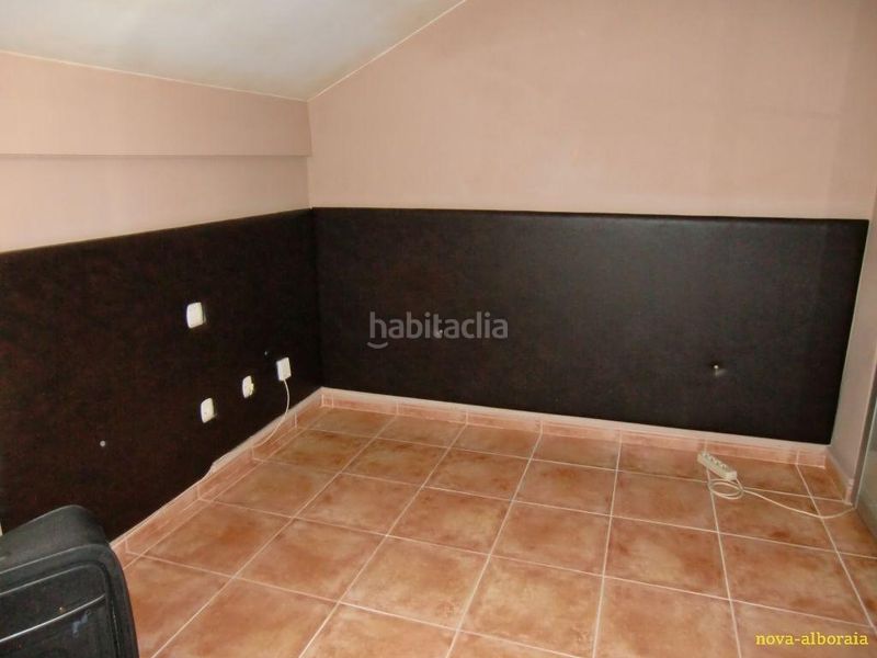 Foto 822ad046-3be2-4834-bf70-559e49f6c8e2. Casa aparellada amb calefacció aparcament piscina a Bétera