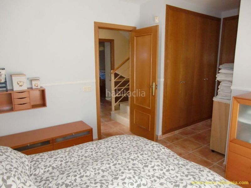 Foto cf26ad93-019b-49df-ab6f-901251d8acf7. Casa aparellada amb aparcament piscina a Mas Camarena Bétera