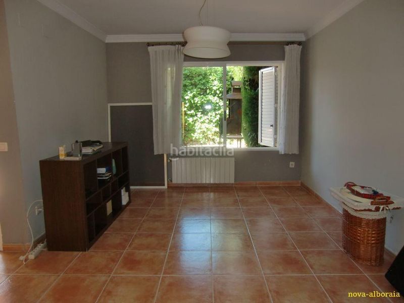 Foto a2b0587b-7360-40f5-8cf7-ca004eee674e. Casa pareada en Mas Camarena Bétera
