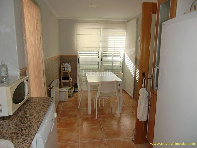 Foto eb5189dc-9255-4a86-8e50-74acf4cc1642. Casa pareada en Mas Camarena Bétera