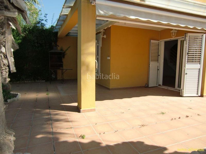 Foto 1ac01a48-6faa-4e4e-a3d4-c31b5a55a609. Doppelhaus mit heizung parking pool in Mas Camarena Bétera