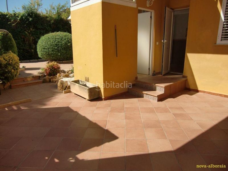 Foto 3a0996c4-2b5c-40d7-a9a2-1214964c7c9b. Doppelhaus mit heizung parking pool in Mas Camarena Bétera
